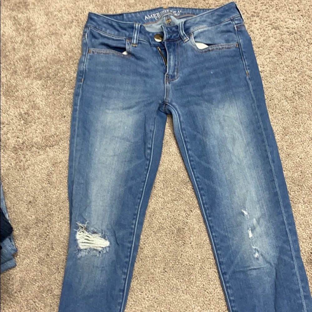 American eagle jeggings size 4 with rips